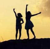 友谊来之不易，遇到一定要好好珍惜！